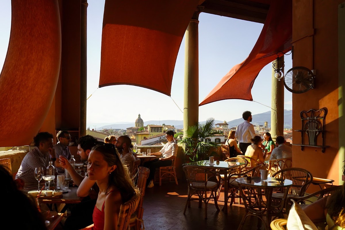 Loggia Roof Bar — photo 2