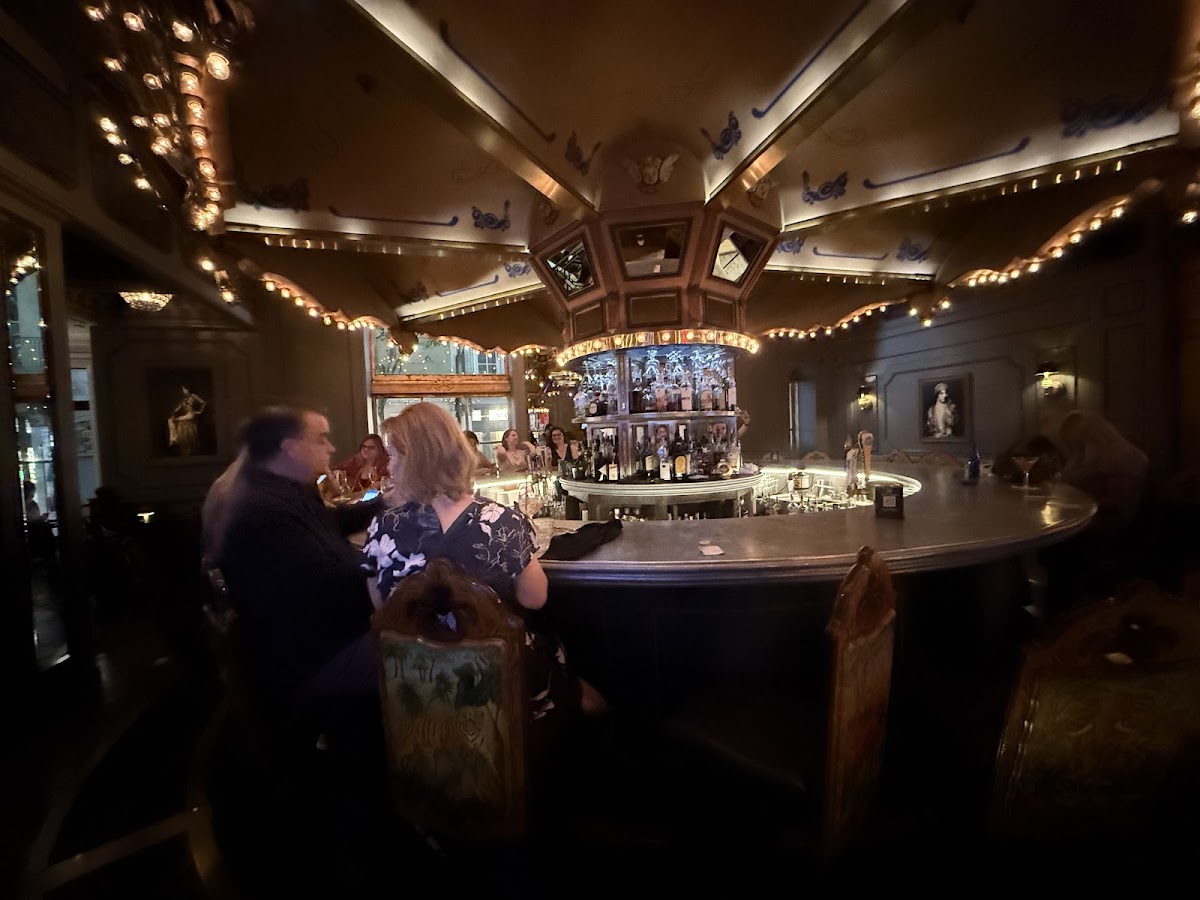 The Carousel Bar & Lounge — photo 2