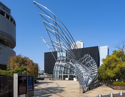 국립 국제미술관, 오사카 (NMAO)