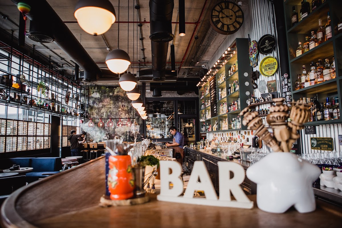 Bar Carnaval, Lima