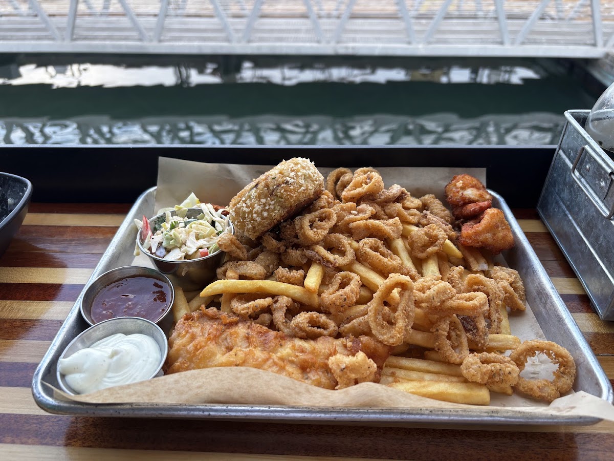 Mitch's Seafood — photo 3