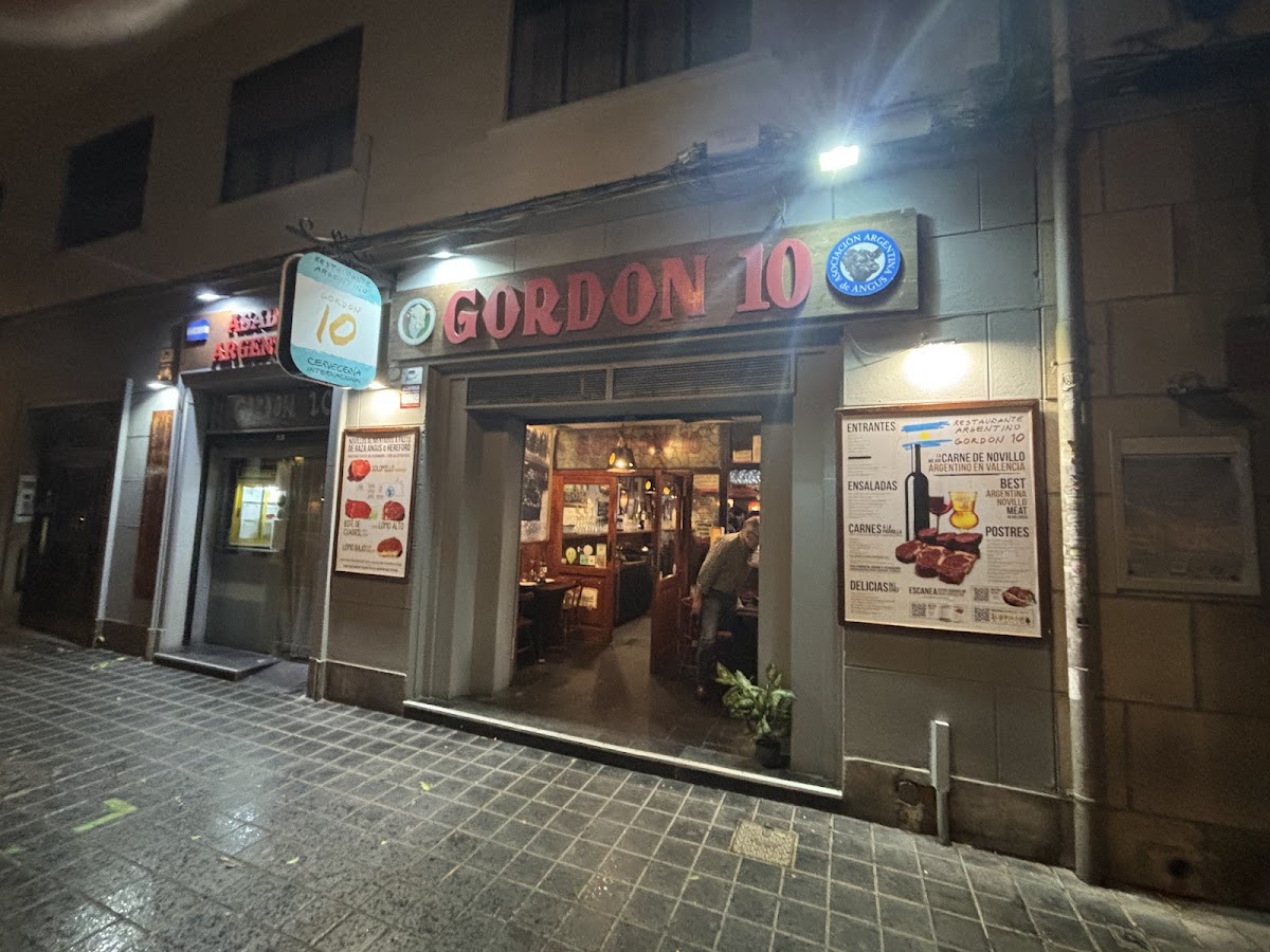 Gordon 10, Valencia