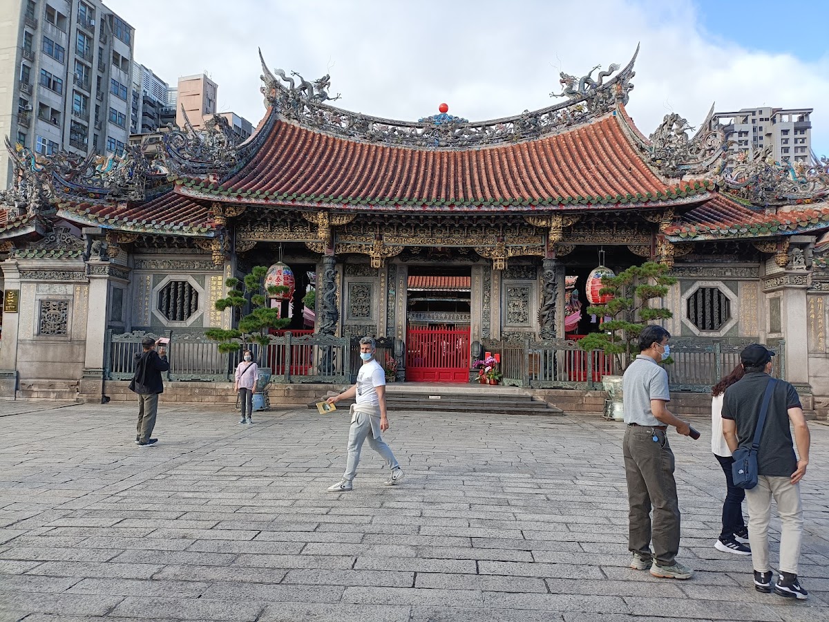 Lungshan Temple — photo 2