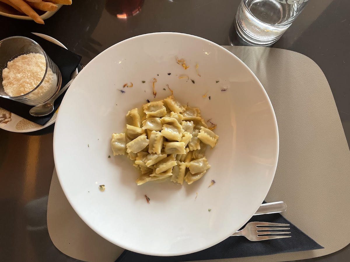 Maxela — photo 5