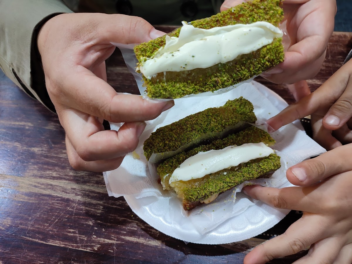 Meşhur Hisarönü Şambalicisi — photo 3