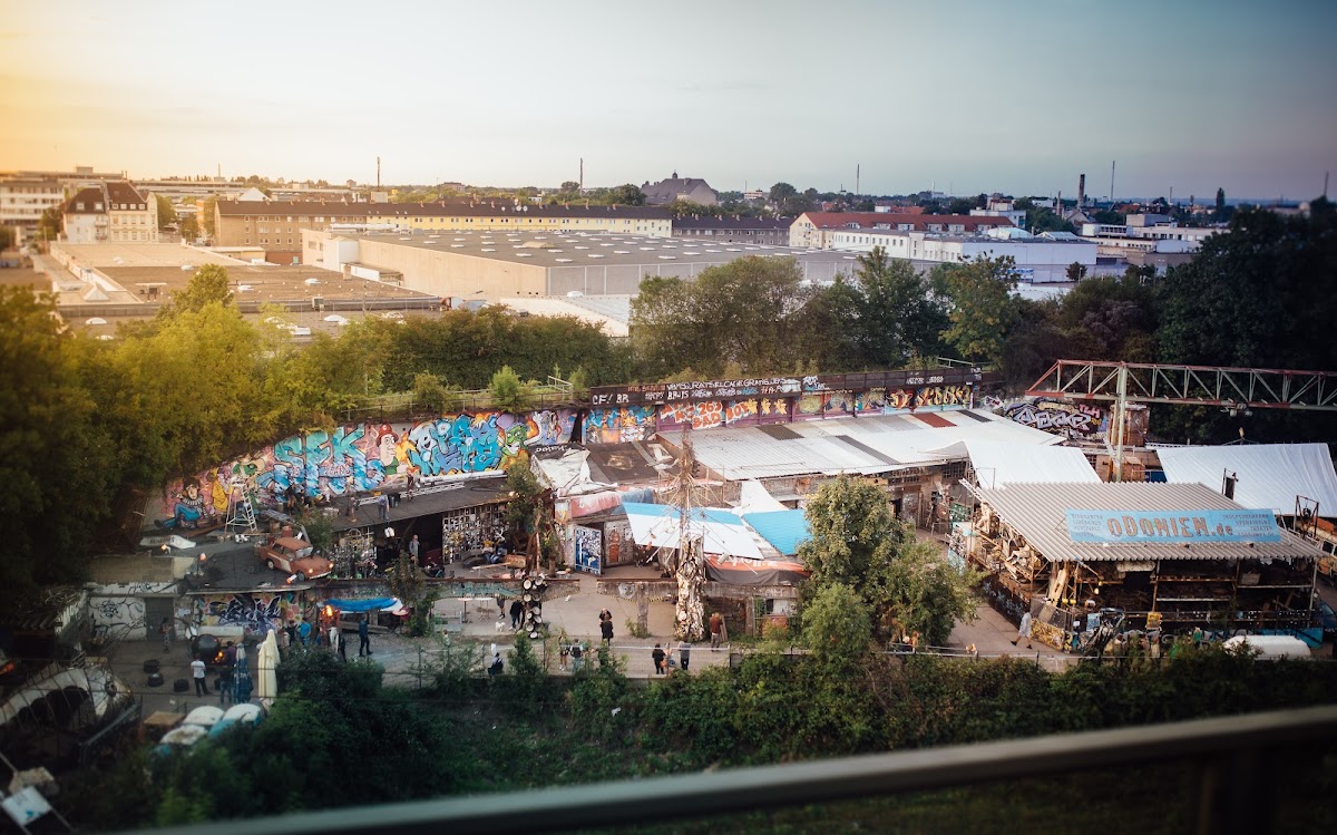 Odonien, Cologne