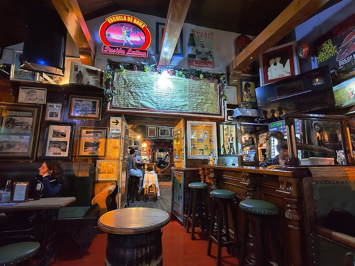 Paddy's Irish Pub — photo 2