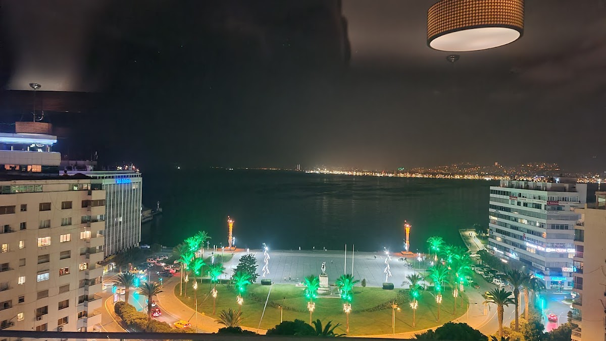 Sky Bar, Izmir