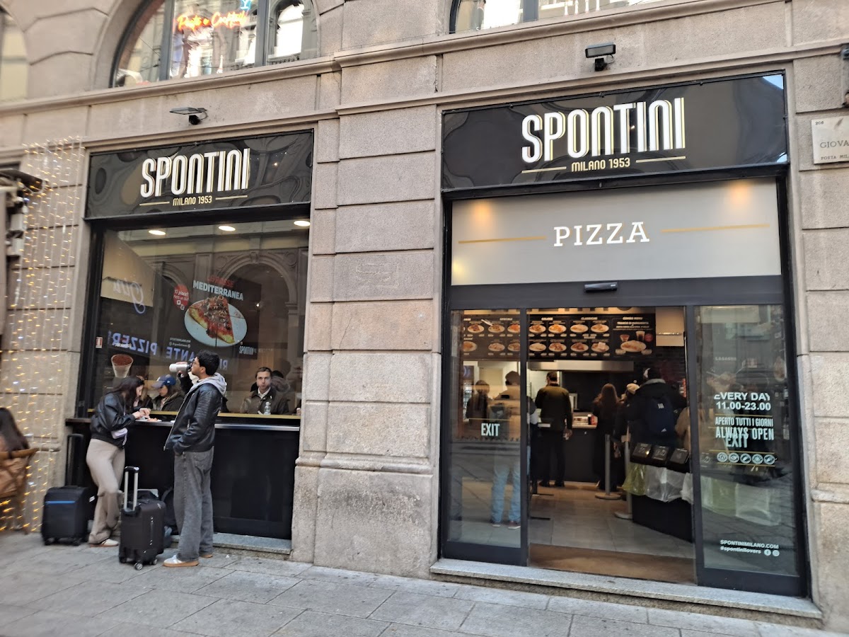 Spontini, Milan