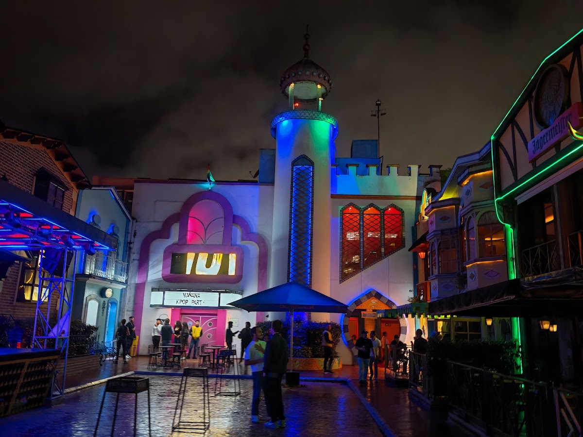 Theatron — photo 3